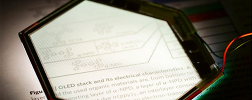Beispielbild Forschungsgebiete: Technischer Aufbau und Text über OLED-Schichtungen