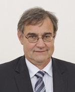 Univ.-Prof. Dr. Uwe Götze