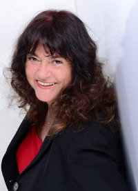 Univ.-Prof. Dr. Cornelia Zanger