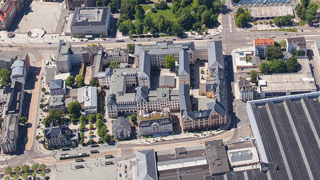 Luftbild des Universitätsteils Straße der Nationen 62