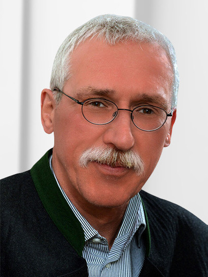 Portrait: Univ.-Prof. Dr. Heinrich Lang