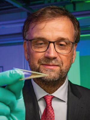 Portrait: Prof. Dr. Oliver Schmidt