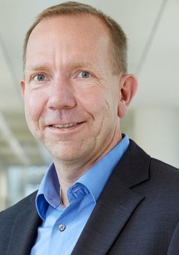 Portrait: Dr. Jörg Schuster