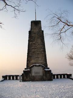 Das Albert- oder Windbergdenkmal