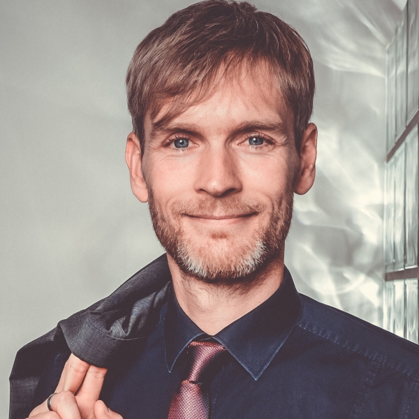 Portrait: Prof. Dr.-Ing. Thomas Schuhmann