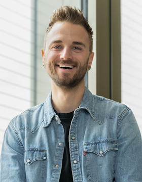 Portrait: Dr. Claudio Zippenfennig