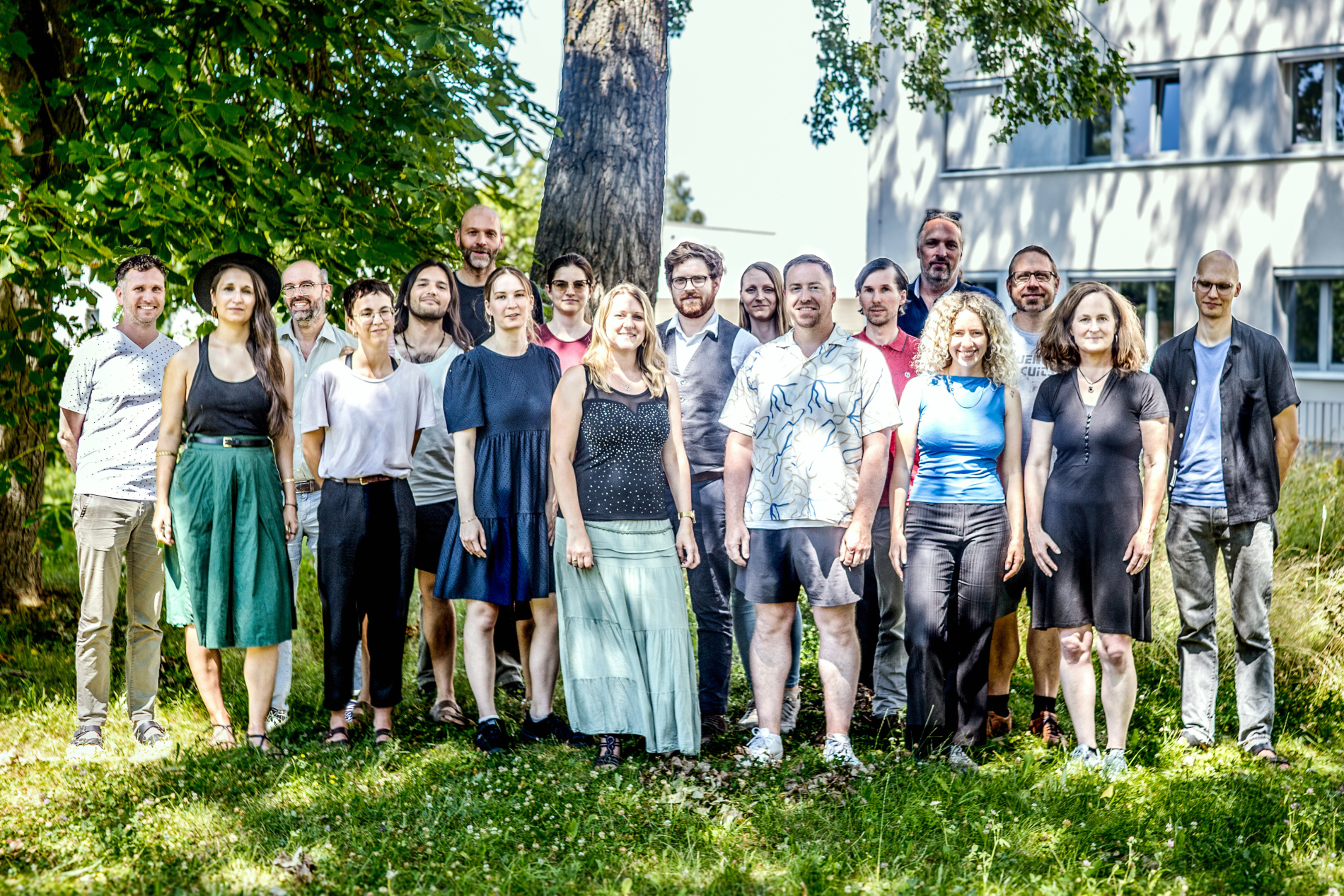 Bild: Gruppenbild der Institusangehörigen