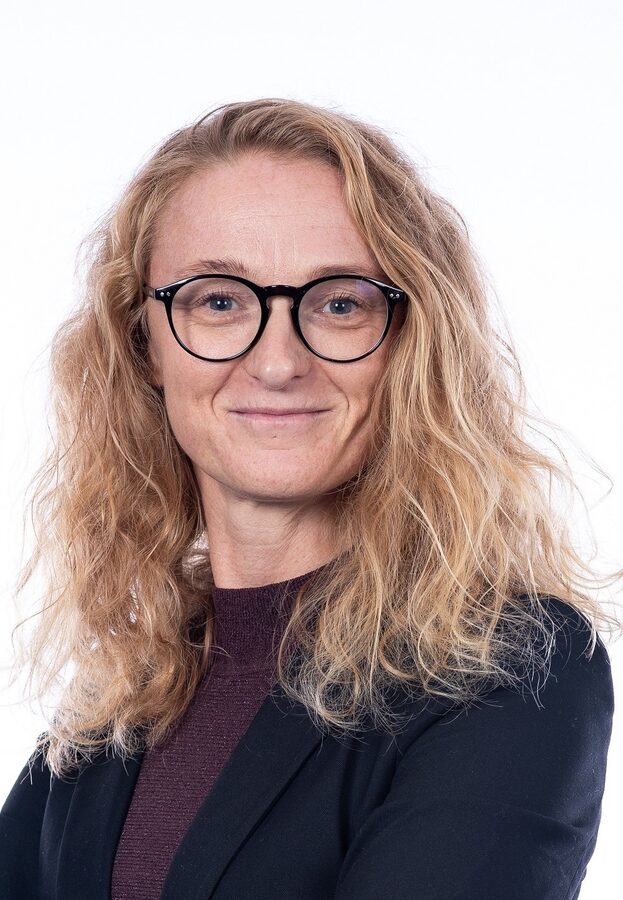 Porträt: Dr. Ariane Heller