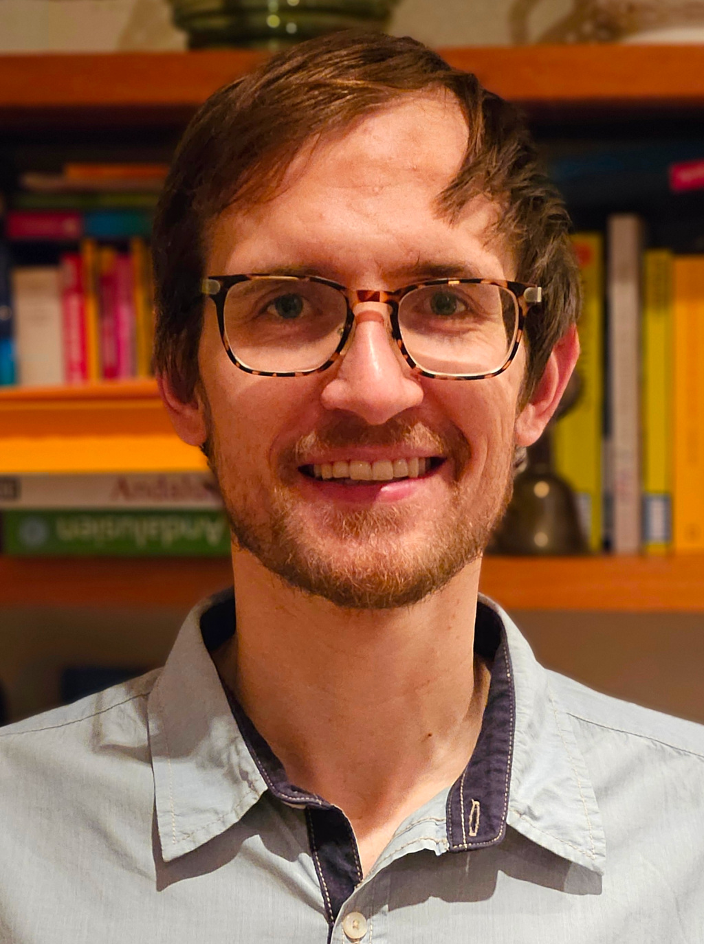 Portrait: Prof. Dr. Sebastian Neumayer