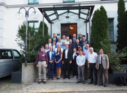 Teilnehmer des 3rd International Symposium on Advanced Vehicle Technology