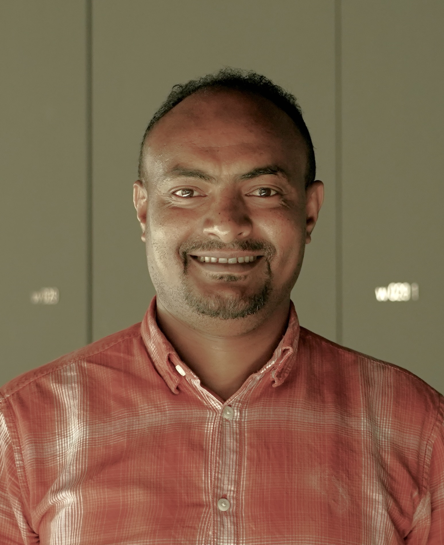 Portrait: Dr. Alhayat Getu Temesgen