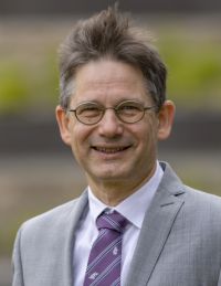 Portrait: Prof. Dr. Ulrich Theodor Schwarz