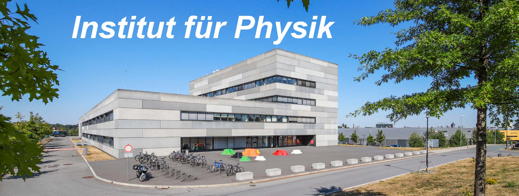 Insititut für Physik - Außenaufnahme Institutsgebäude