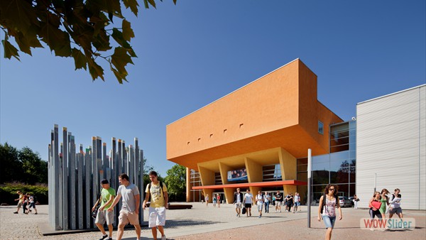 central lecture hall building - The event venue