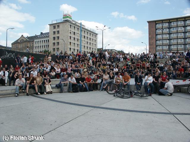 640x480/S40036.JPG