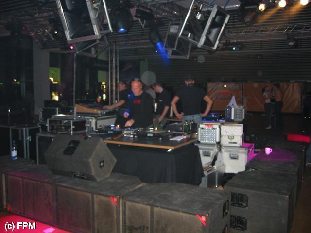 640x480/100-0046_IMG.JPG