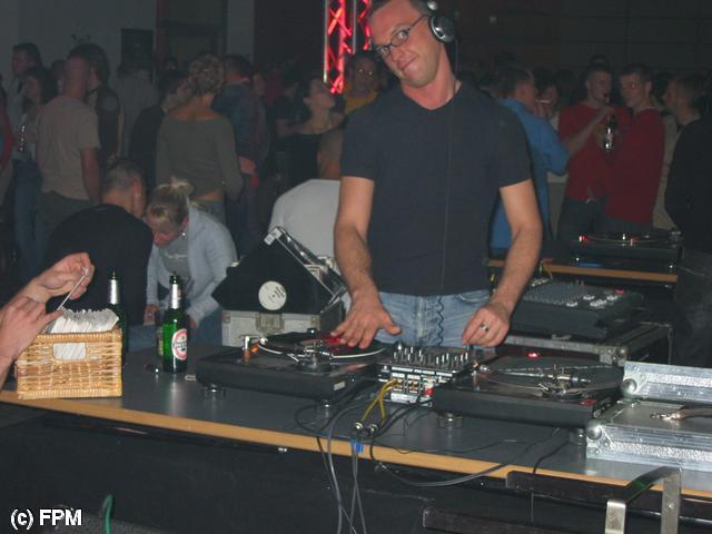 640x480/100-0084_IMG.JPG