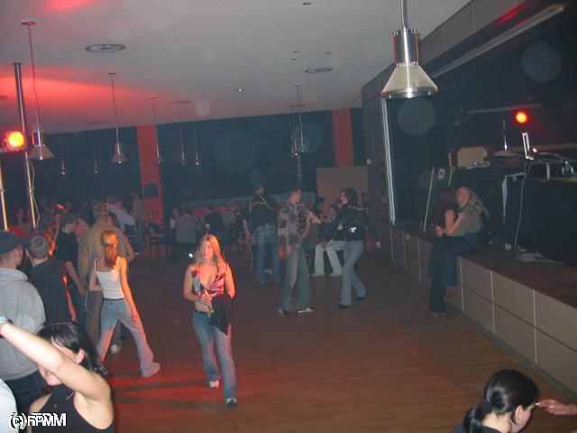 640x480/101-0110_IMG.JPG