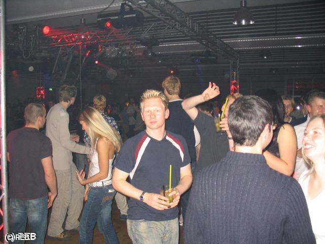 640x480/125_2561.JPG