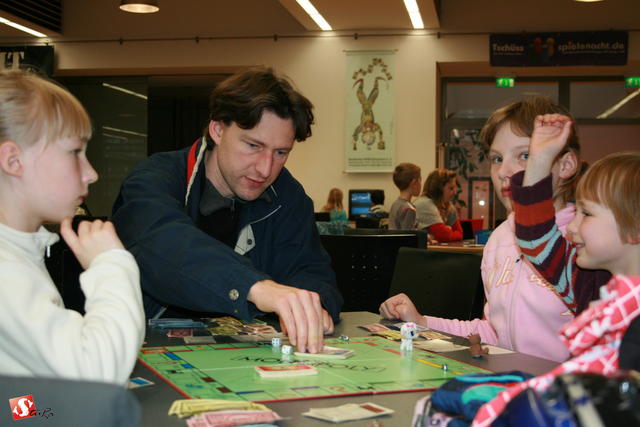 640x480/11-SPIELENmitVIELEN2010.jpg