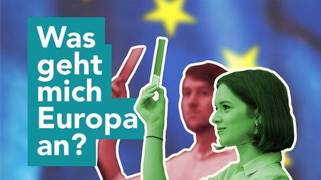 Eine junge Frau hält einen Zettel. Daneben steht der Text: Was geht mich Europa an?
