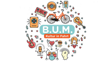 Bunte Grafik mit Fahrrad, Musikinstrumenten,  Schallplatten, Mikrofon und dem Schriftzug B.U.M._Kultur in Fahrt.