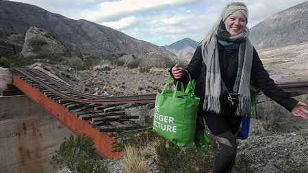 Bild einer TU-Studentin in den Anden
