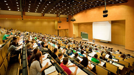Blick in den größten Hörsaal der TU Chemnitz.