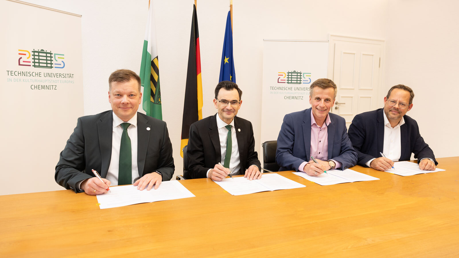 TU Chemnitz und Klinikum Chemnitz vertiefen Zusammenarbeit in Forschung und Transfer