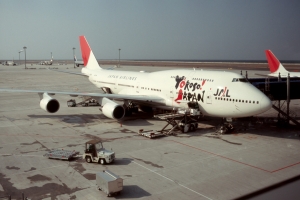 W2-AD277_02.jpg
