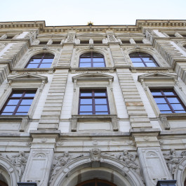A section of the Böttcher-building from the frog's perspective.