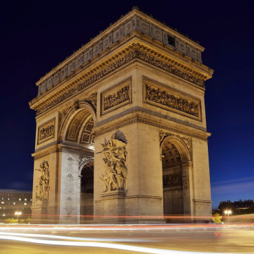 Der Arc de Triomphe de l’Étoile in Paris auch Triumphbogen des Sterns genannt.