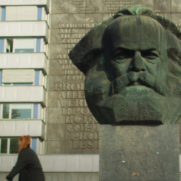 Foto der Kar-Marx-Statue in Chemnitz