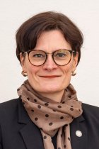 Portrait: Prof. Dr. Anja Strobel