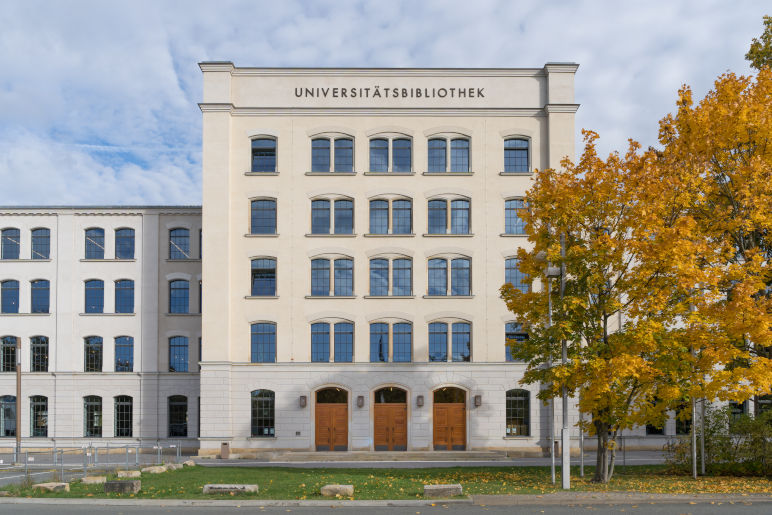 Angela Malz - Direktorin Universitätsbibliothek