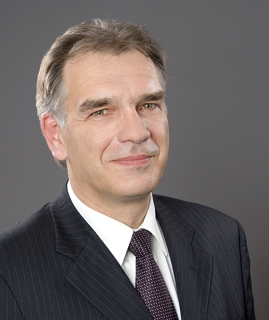 Portrait: Prof. Dr. Peter Gluchowski