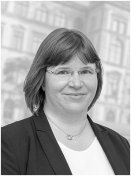 Portrait: Prof. Dr. Leena Bröll